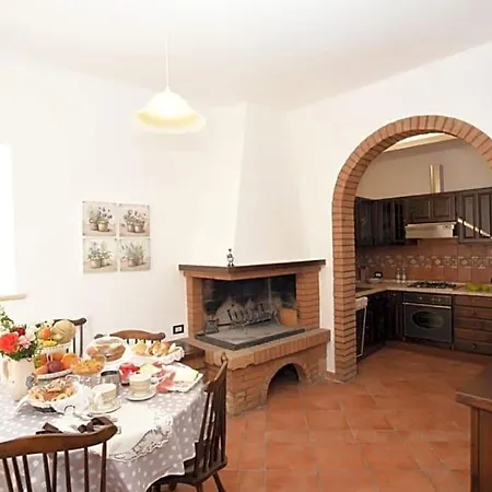 Delle Erbe 3*